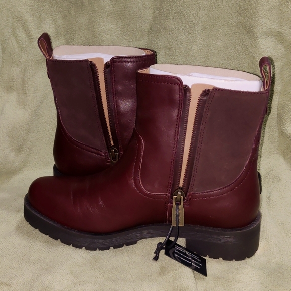 NWT Vionic Women's Brynn Mid-Calf Waterproof Lug Sole Boot in Scotch Size 5 - Picture 2 of 12